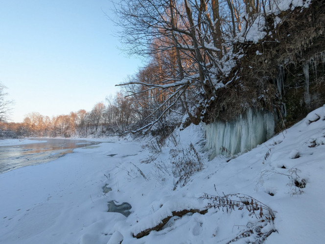 Birzu stalagmitai.jpg